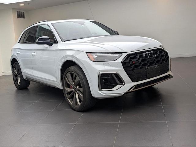 Photo of 2024 Audi SQ5