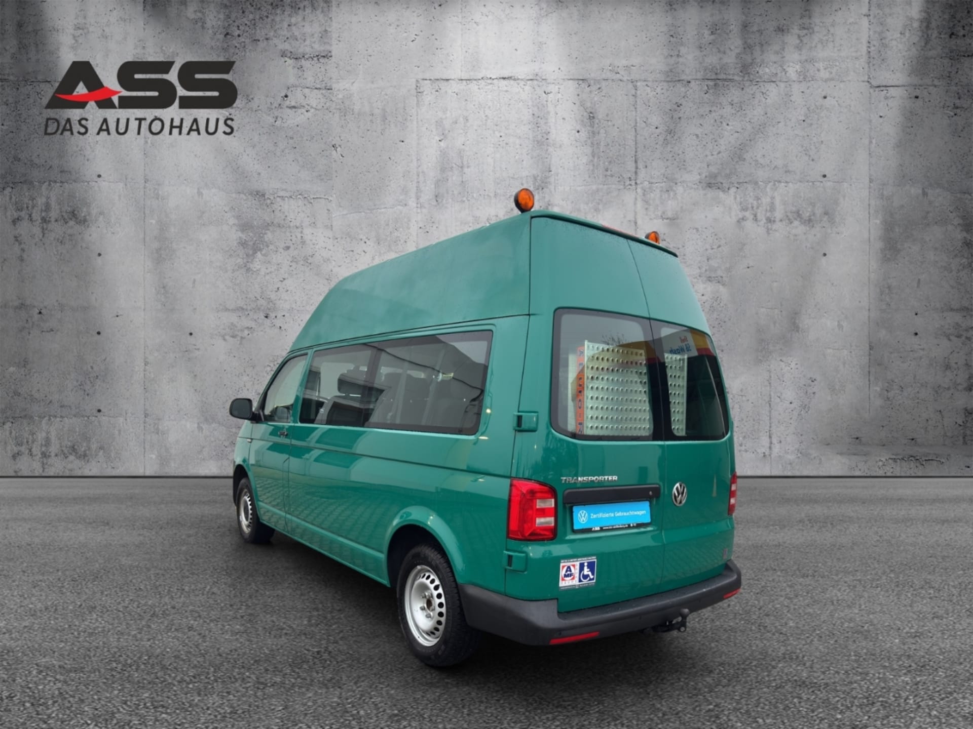 Volkswagen T6 Transporter Kombi langer Radstand