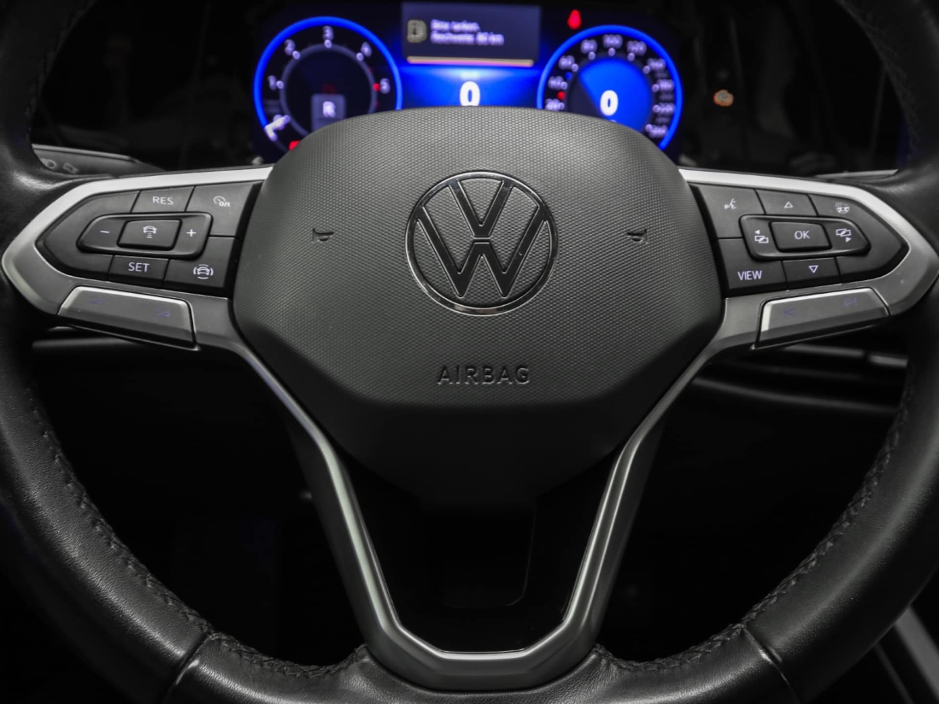 Volkswagen Golf Life
