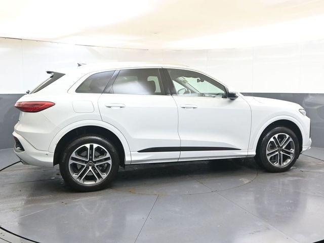 2025 Audi Q5 Premium Plus - Photo 6