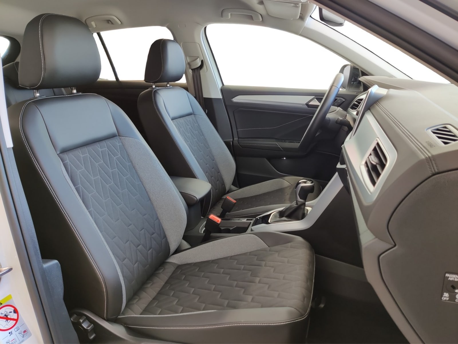 Volkswagen T-Roc – Bild 9