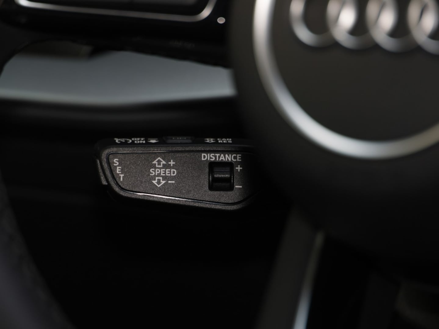 Bild über Audi A3 Sportback S line 35 TDI S tronic - für weitere Informationen kontaktieren Sie den Audi Partner