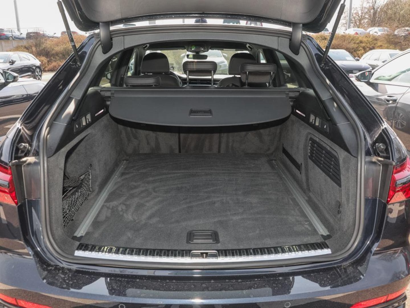 Bild über Audi A6 Avant S line 40 TDI S tronic - für weitere Informationen kontaktieren Sie den Audi Partner