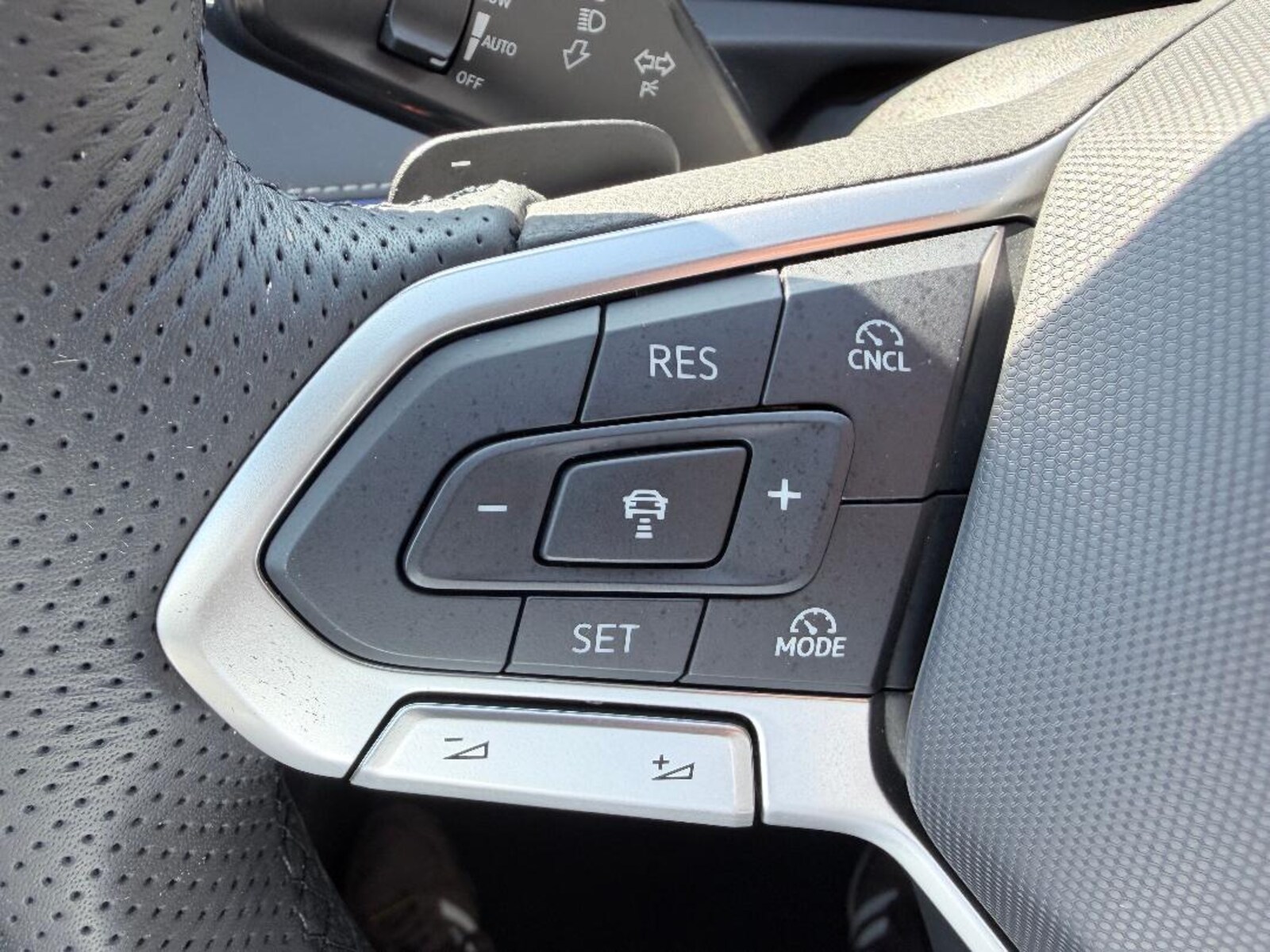 Volkswagen Tiguan – Bild 17