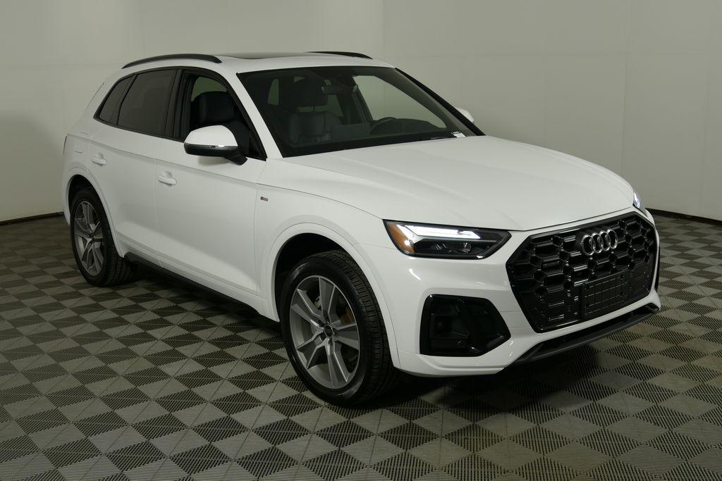 2025 Audi Q5 45 Premium's photo