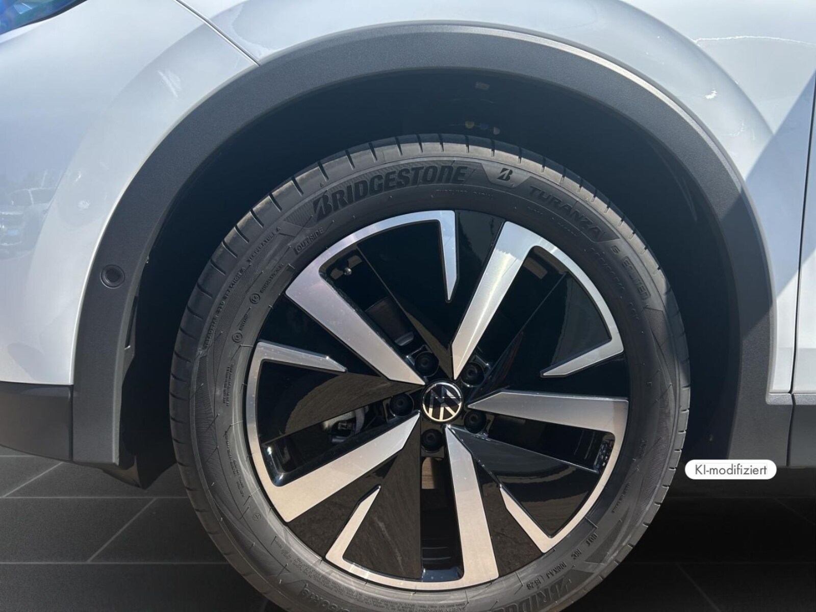 Volkswagen Tiguan – Bild 8