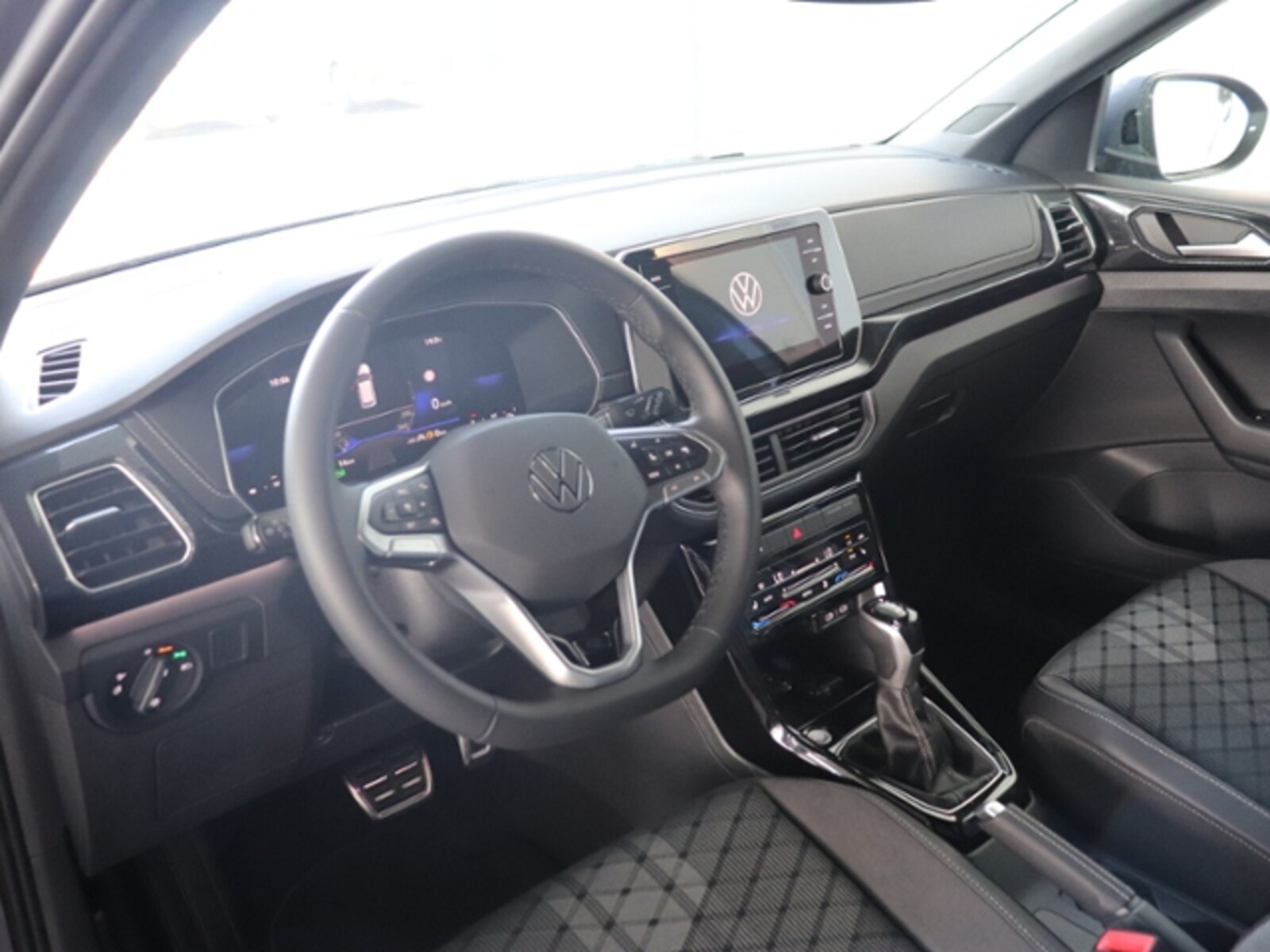 Volkswagen T-Cross – Bild 13