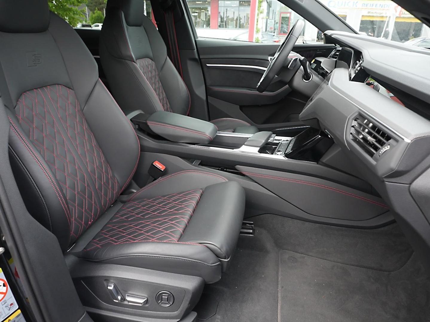 Image about Audi Q8 Sportback e-tron S line 55 e-tron quattro