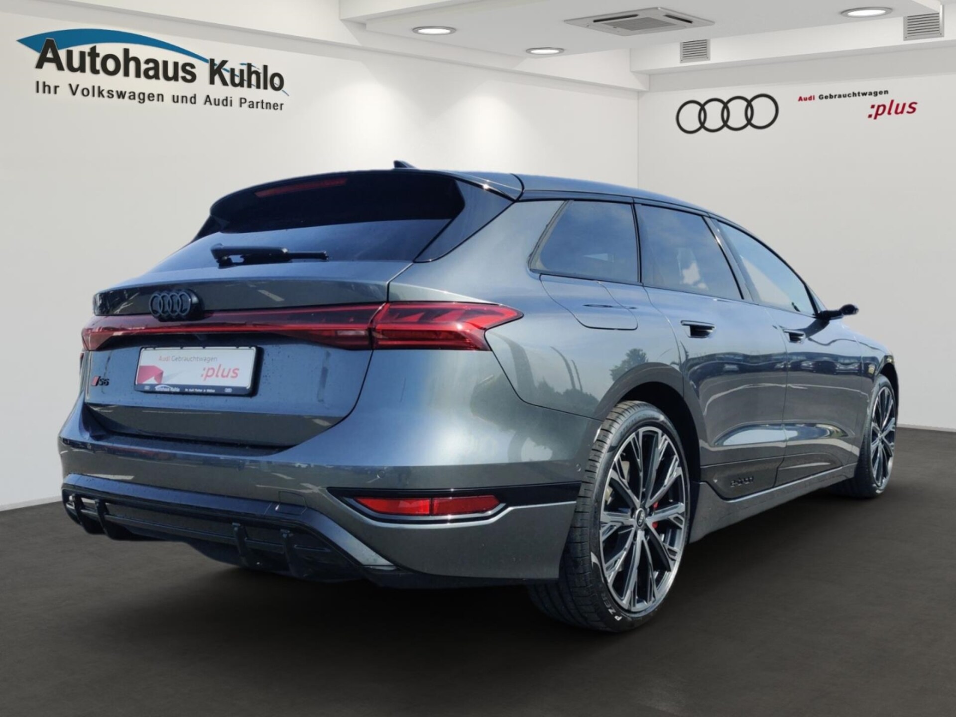 Audi S6 Avant e-tron edition one