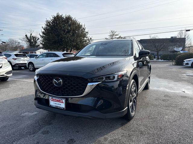 2023 Mazda CX-5 S Premium package