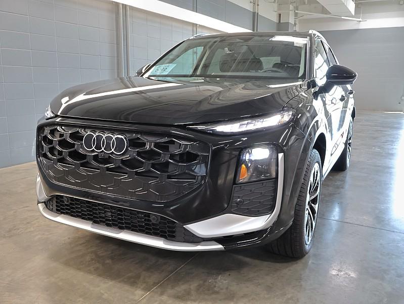 2026 Audi Q3 S line quattro's photo