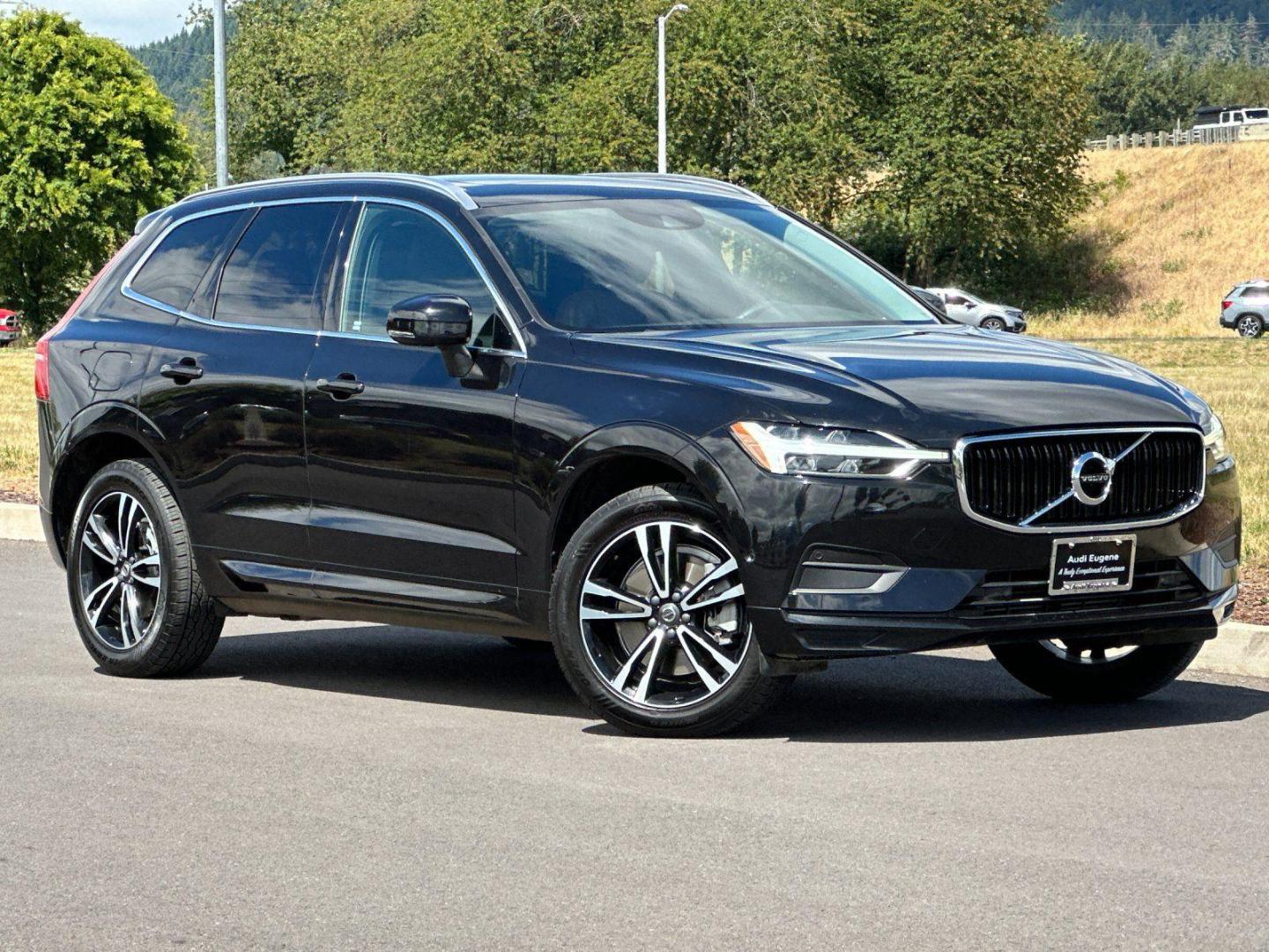 2019 Volvo XC60 T6 Momentum AWD's photo
