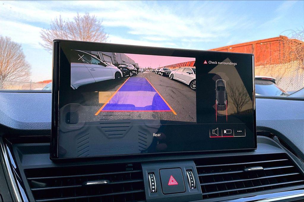 2023 Audi Q5 Premium - Photo 14