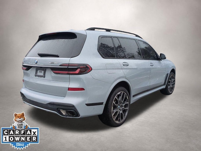 2025 BMW X7