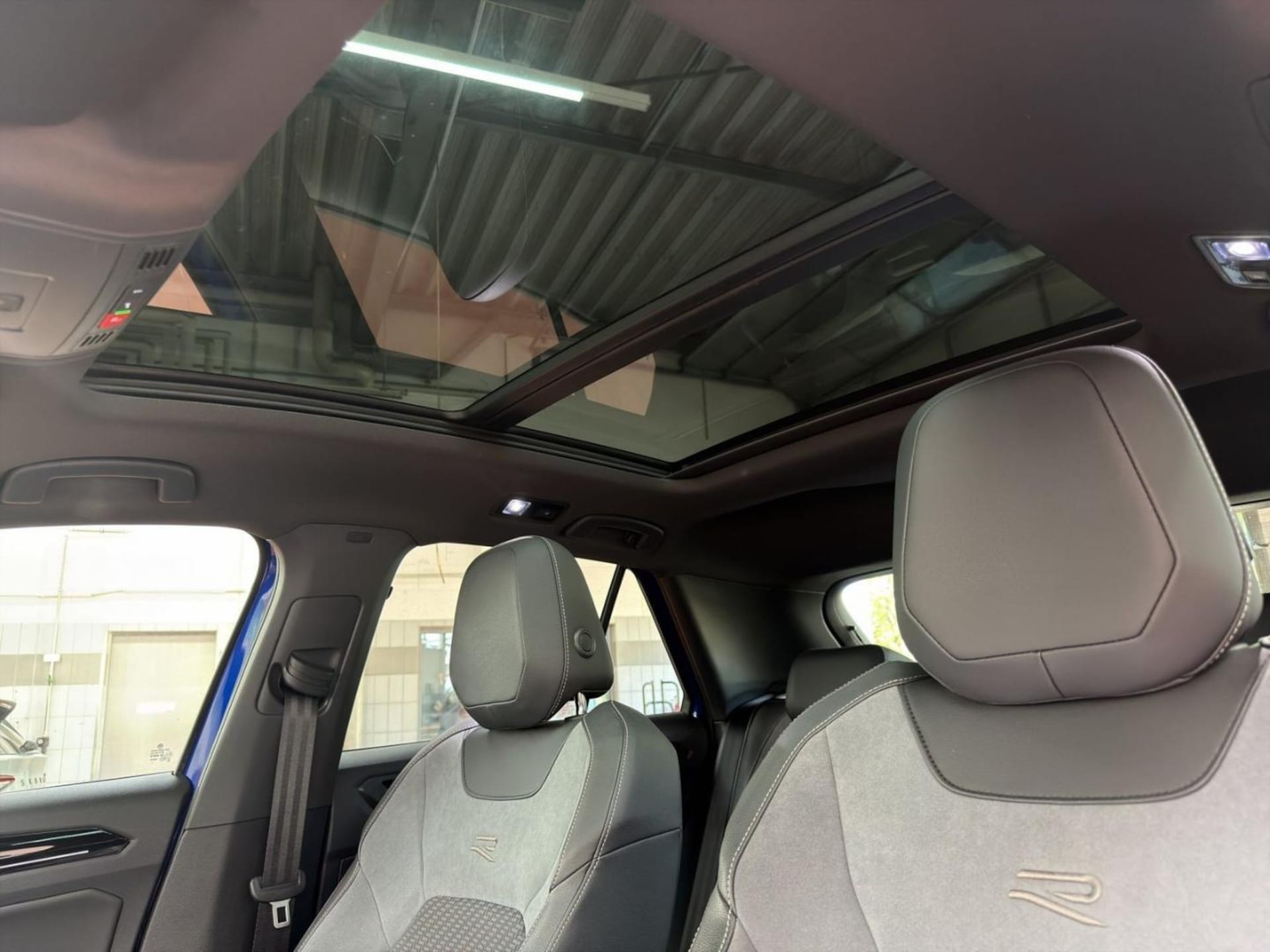 Volkswagen T-Roc R