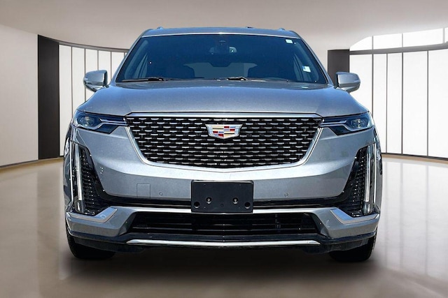 2025 Cadillac XT6