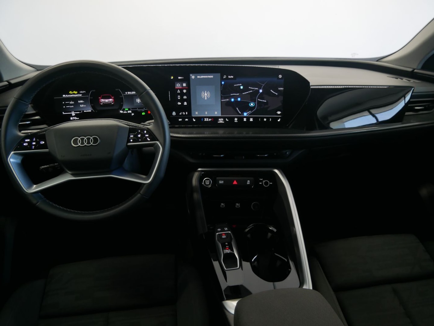 Bild über Audi Q5 SUV TDI quattro 150 kW S tronic - für weitere Informationen kontaktieren Sie den Audi Partner
