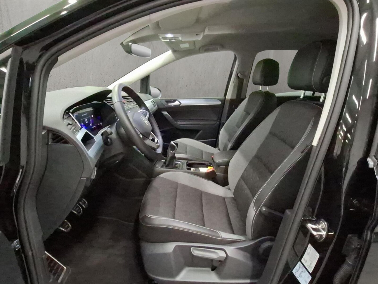 Volkswagen Touran – Bild 10