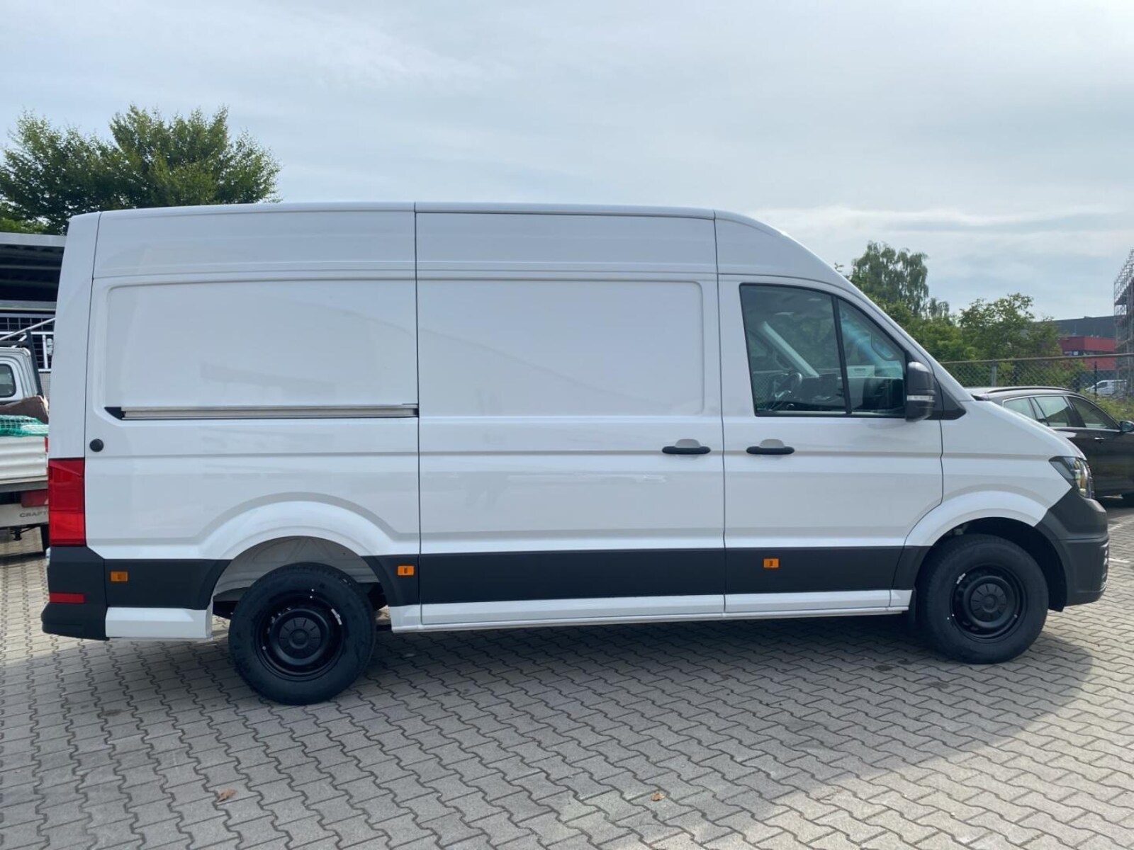 Volkswagen Crafter Kasten mittlerer Radstand – Bild 16