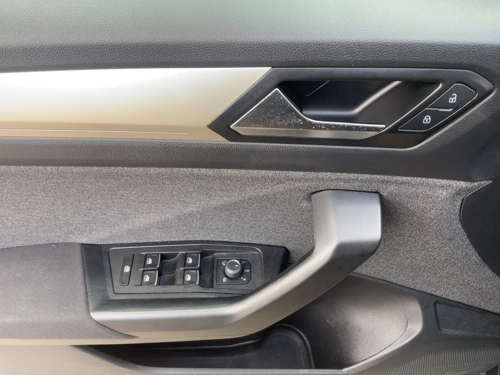Volkswagen T-Roc – Bild 15