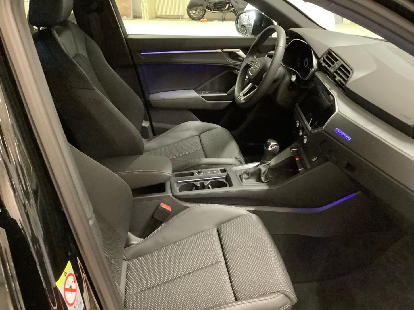 Bild über Audi Q3 Sportback S line 40 TFSI quattro S tronic - für weitere Informationen kontaktieren Sie den Audi Partner