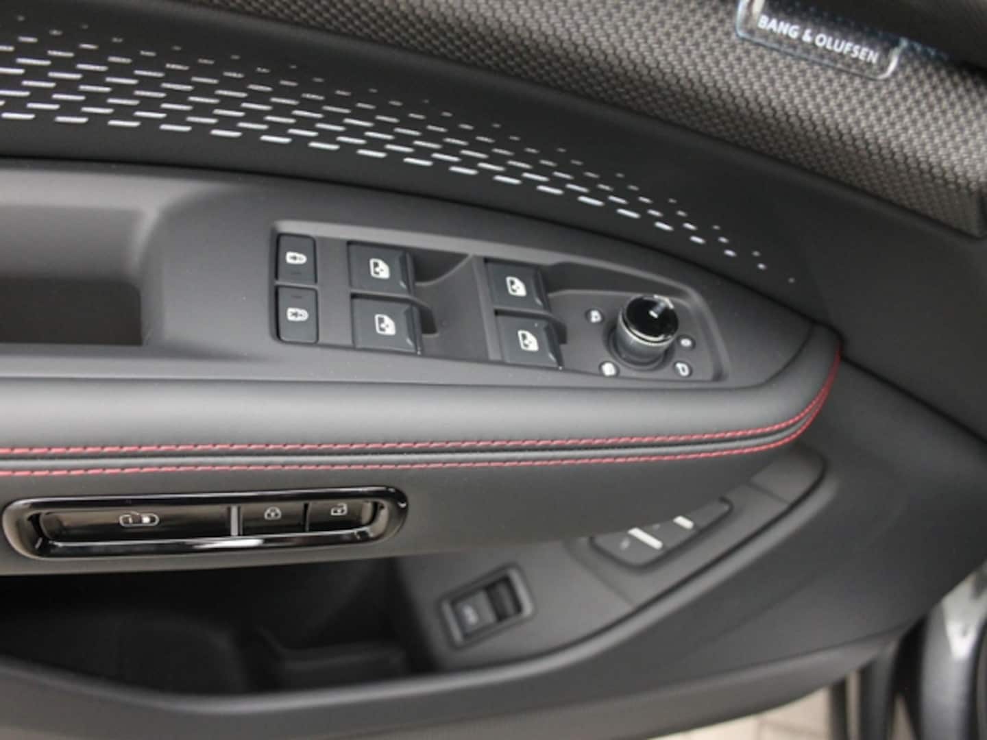 Bild über Audi Q7 SUV TDI quattro 220 kW tiptronic - für weitere Informationen kontaktieren Sie den Audi Partner