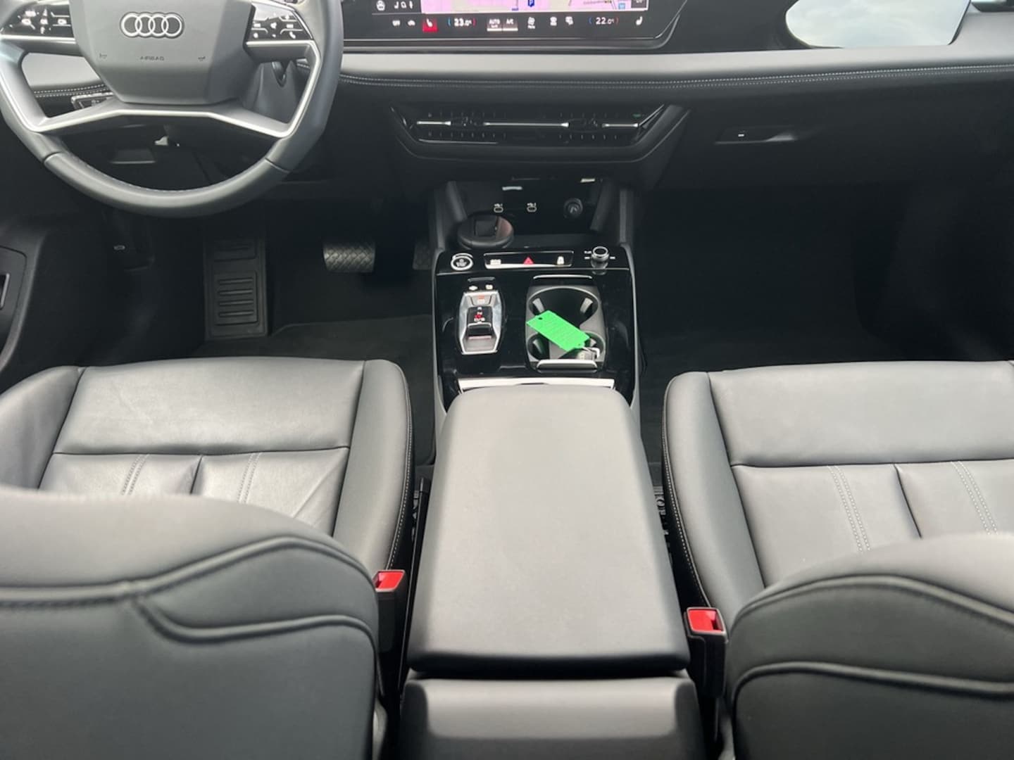 Bild über Audi A6 Avant e-tron e-tron performance - für weitere Informationen kontaktieren Sie den Audi Partner