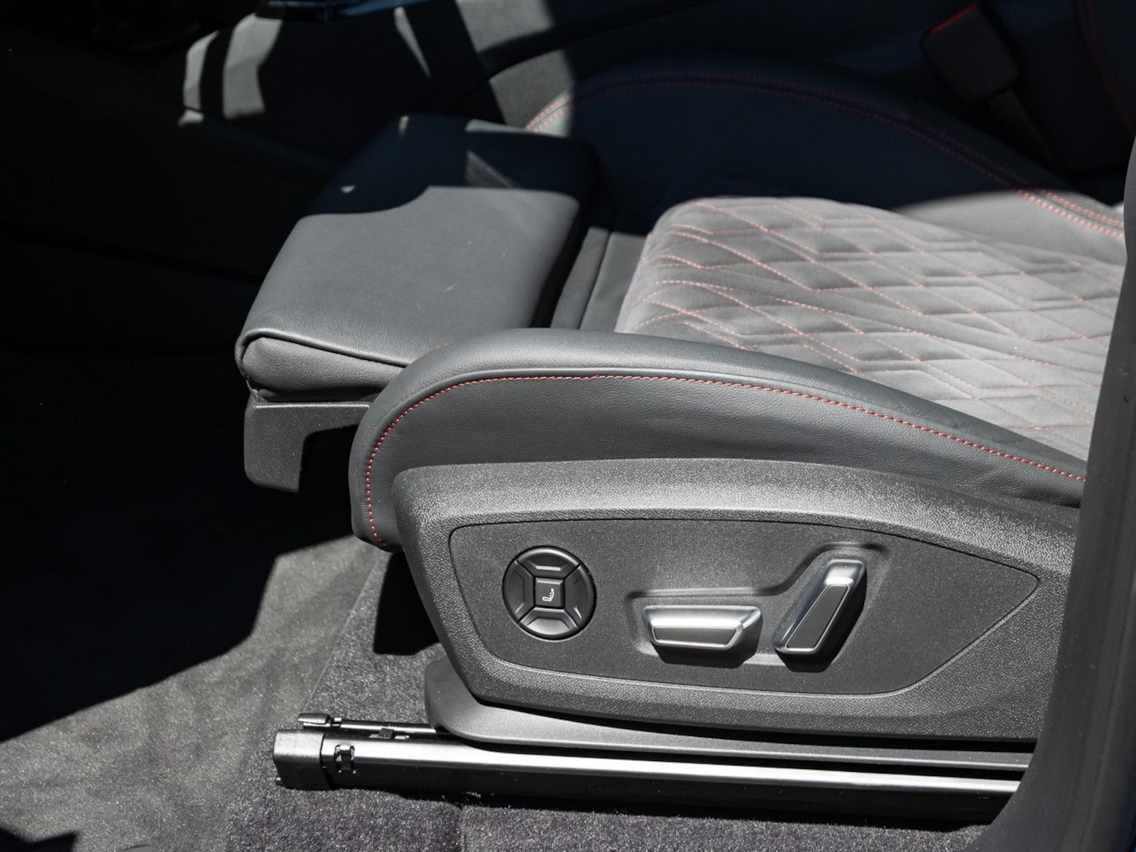 Audi Q6 e-tron – Bild 22