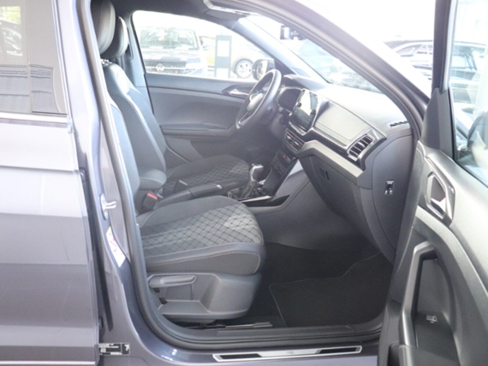 Volkswagen T-Cross – Bild 17