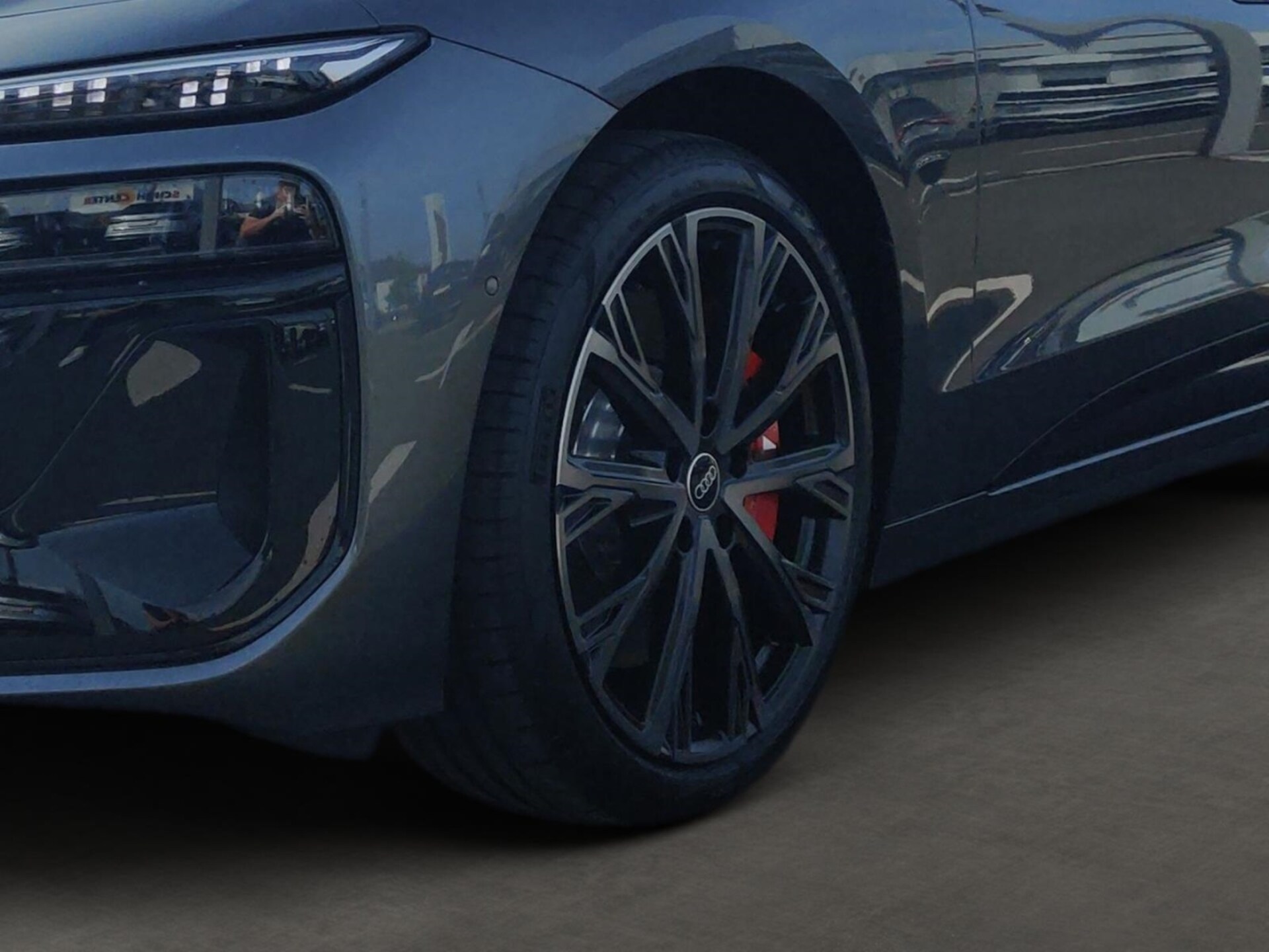 Audi S6 Avant e-tron edition one