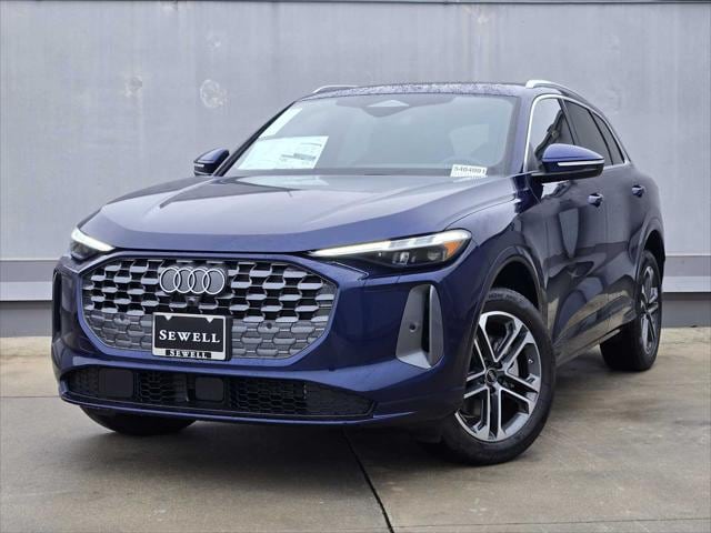 2025 Audi New Q5 Premium Plus's photo