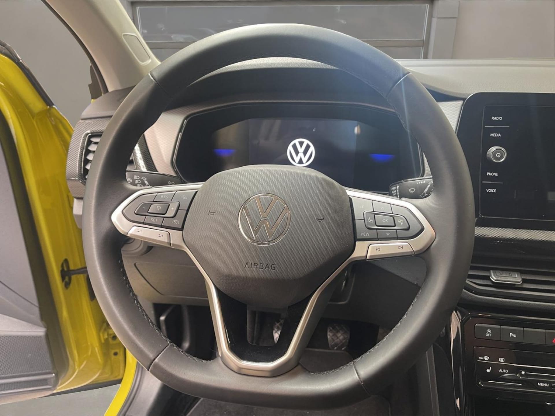 Volkswagen T-Cross Life