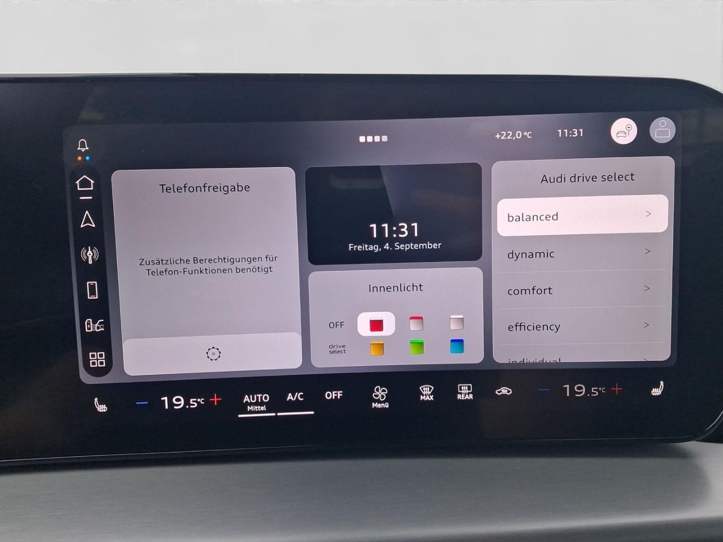 Bild über Audi Q4 SUV e-tron e-tron performance 210 kW - für weitere Informationen kontaktieren Sie den Audi Partner