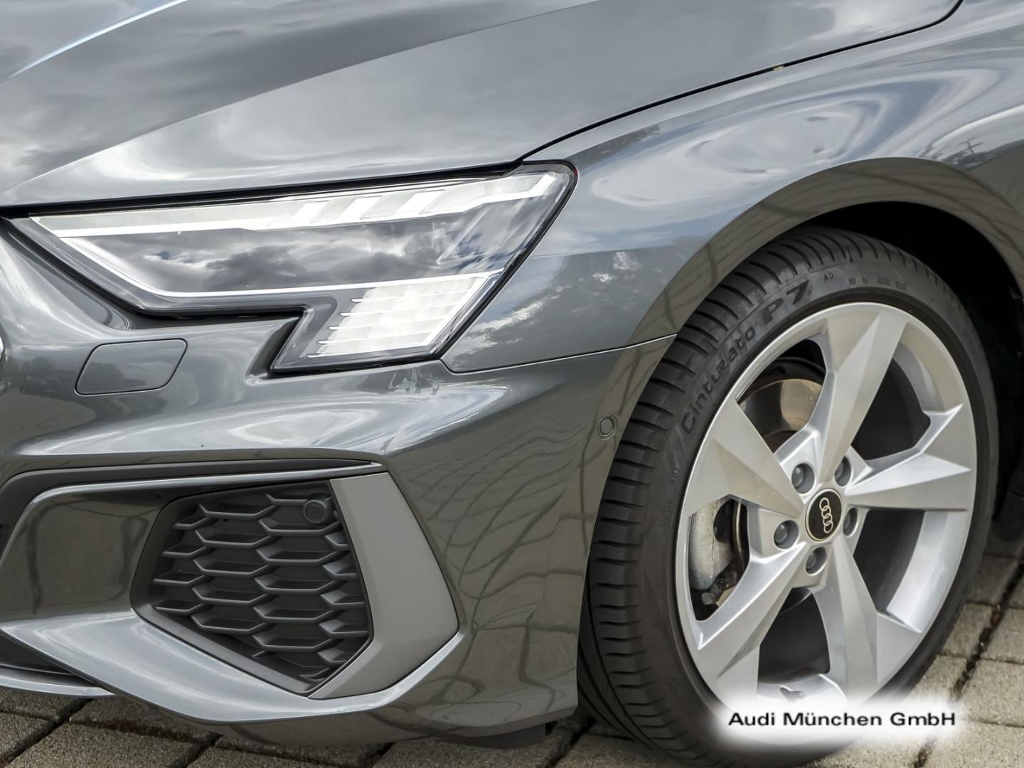 Bild über Audi A3 Sportback S line 35 TFSI Schaltgetriebe - für weitere Informationen kontaktieren Sie den Audi Partner