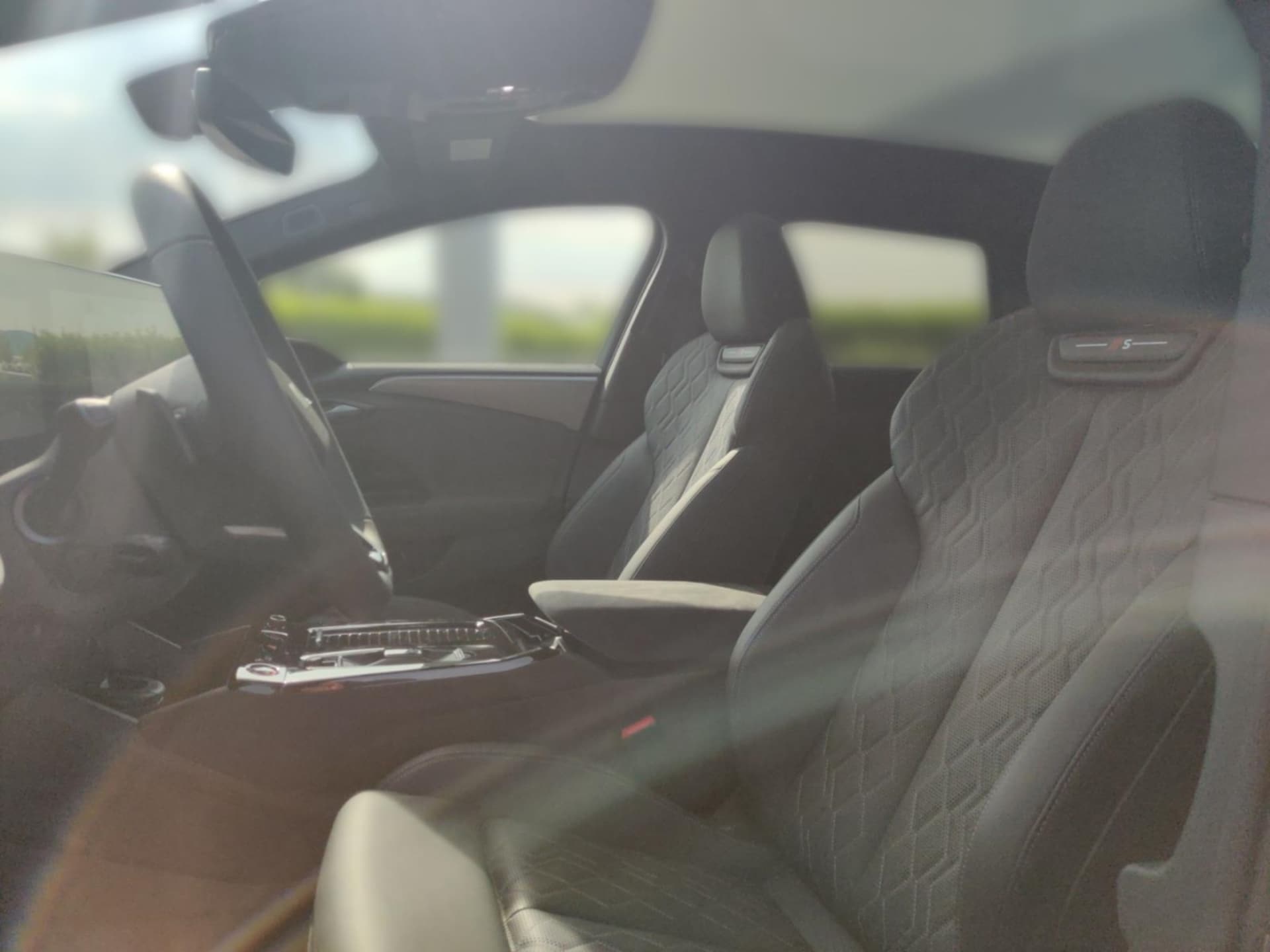 Audi S6 Avant e-tron edition one