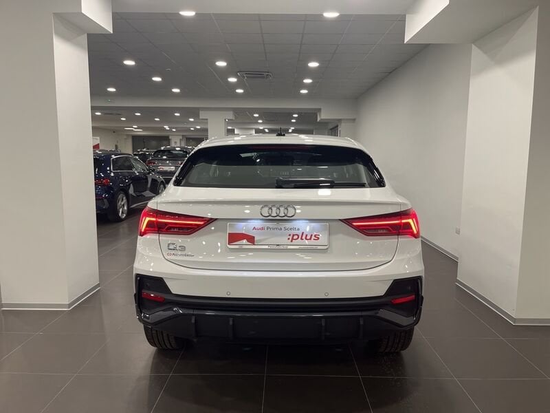 Immagine di Audi Q3 Sportback TFSI e Business Plus 45 TFSI e 180 kW (245 CV) S tronic - Vista: for more details contact your dealer