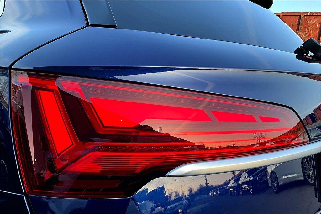 2023 Audi Q5 Premium - Photo 23