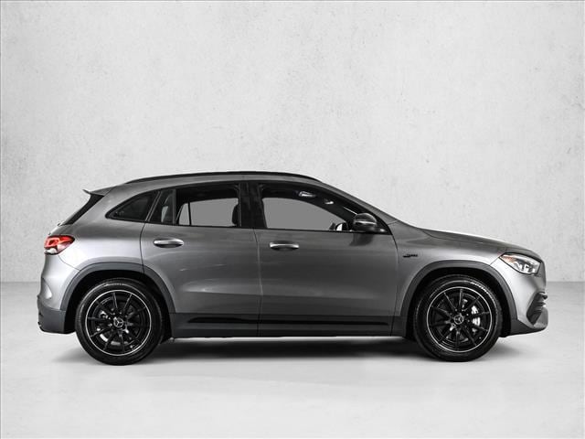 2022 Mercedes-Benz