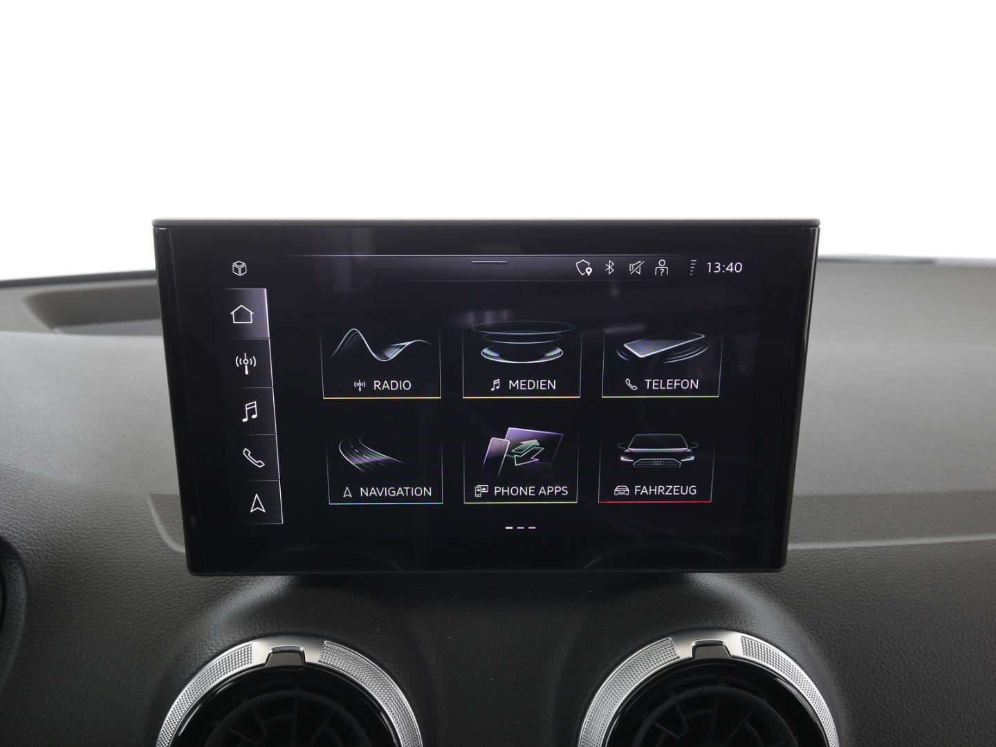 Bild über Audi Q2 S line 30 TFSI Schaltgetriebe - für weitere Informationen kontaktieren Sie den Audi Partner