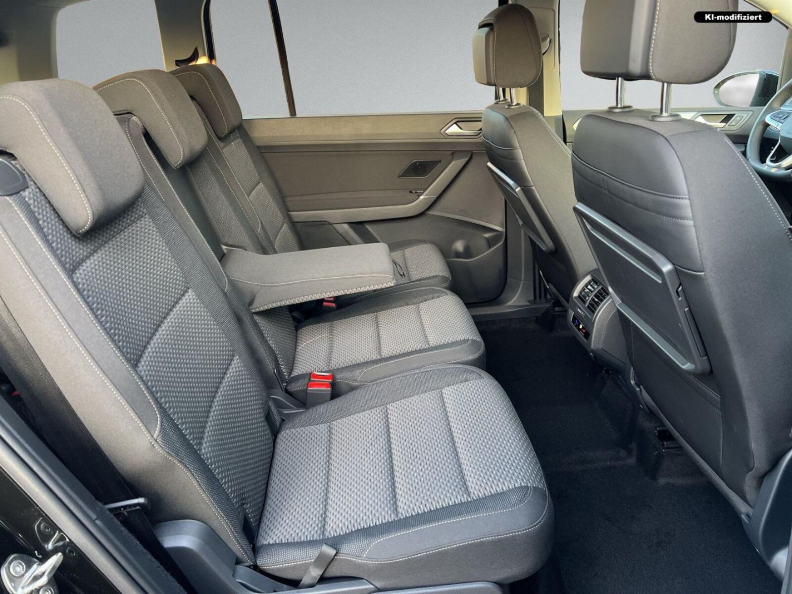 Volkswagen Touran – Bild 14