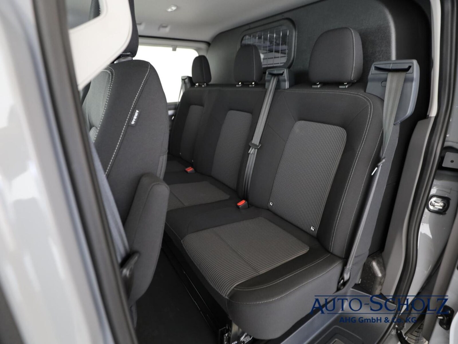 Volkswagen Transporter Kasten kurzer Radstand – Bild 8