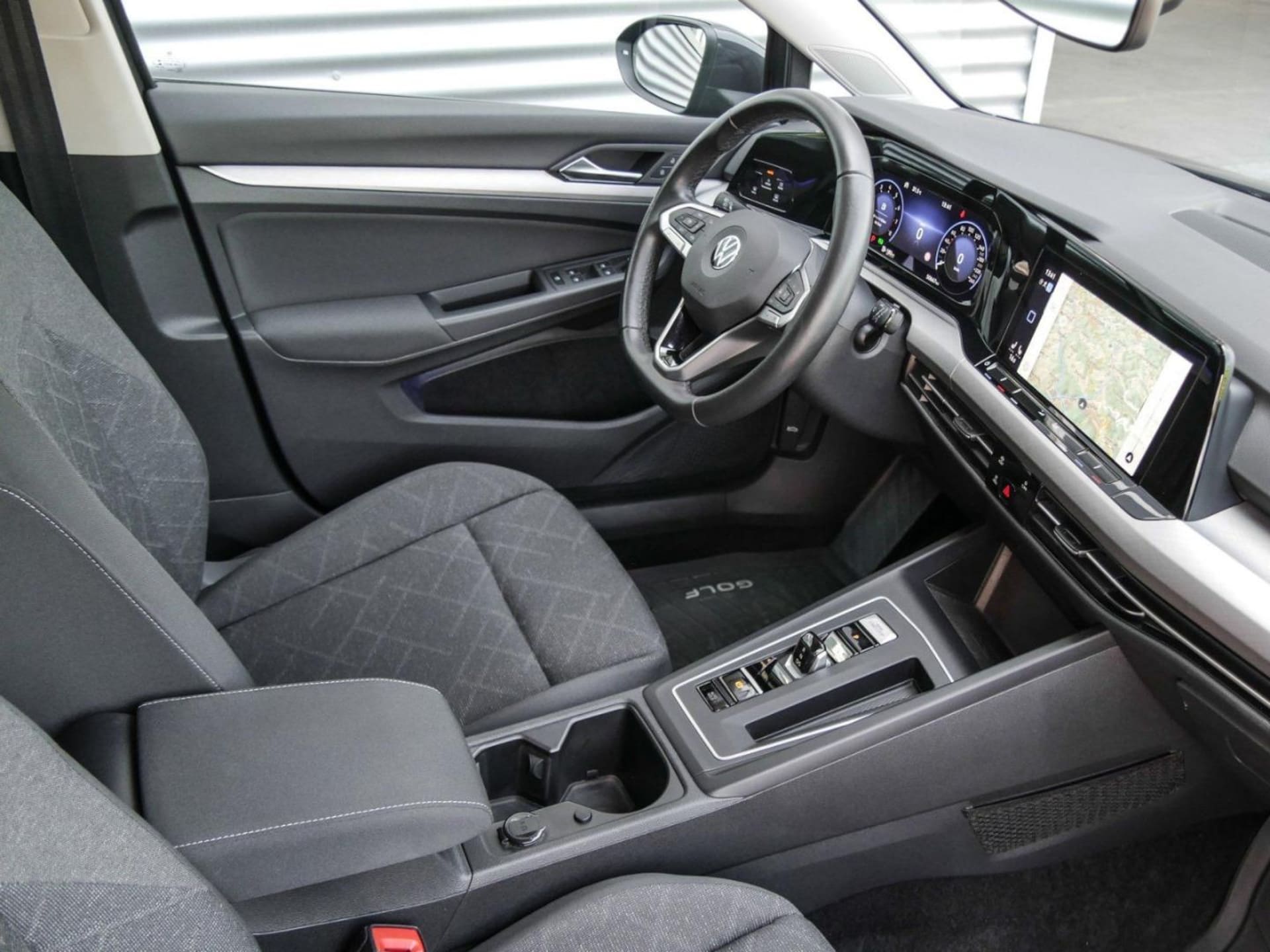 Volkswagen Golf Variant Life