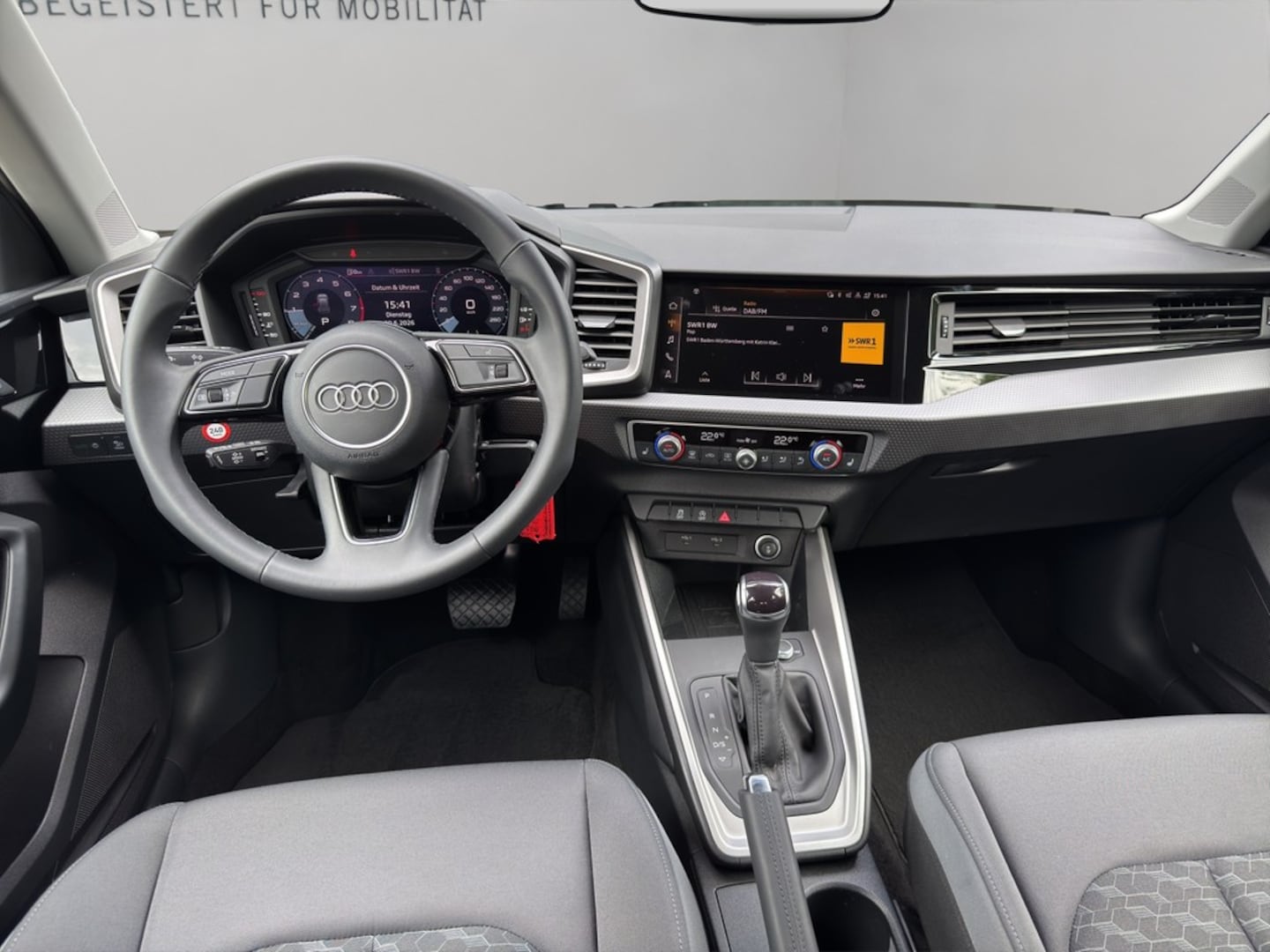 Bild über Audi A1 allstreet 35 TFSI S tronic - für weitere Informationen kontaktieren Sie den Audi Partner