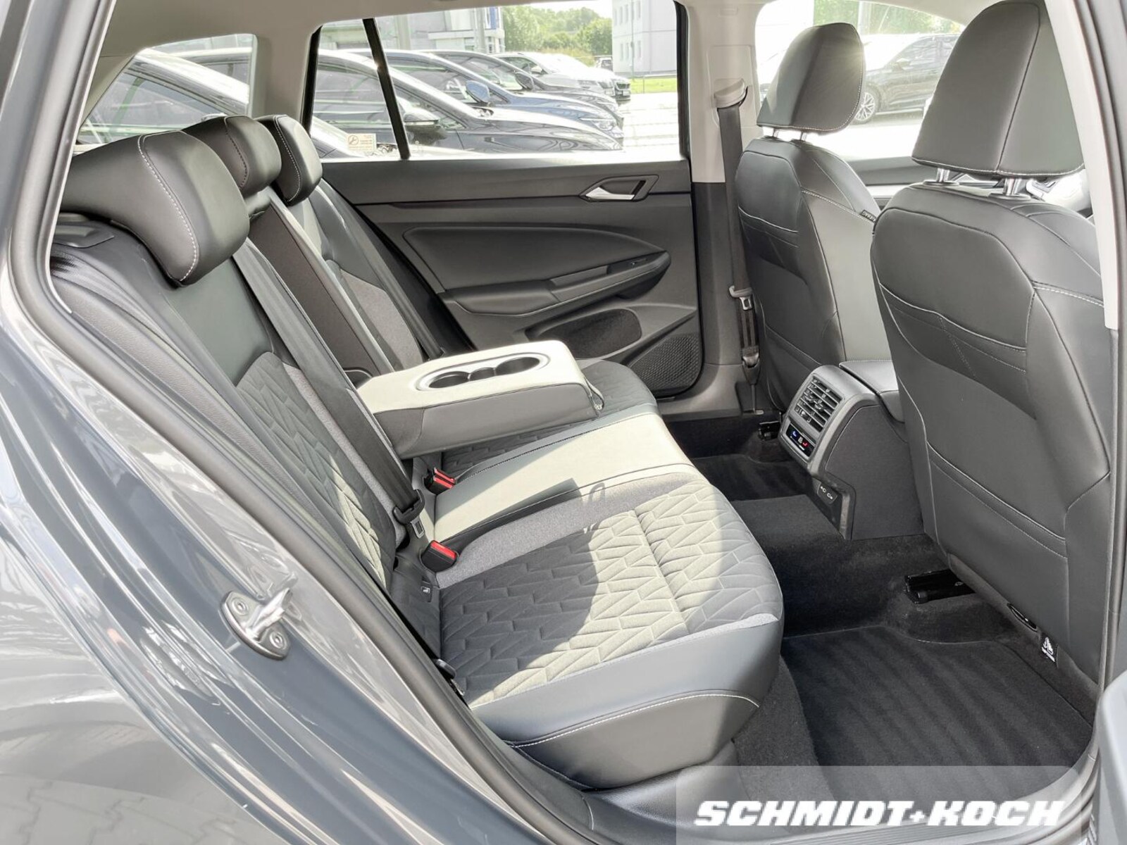 Volkswagen Golf Variant – Bild 8