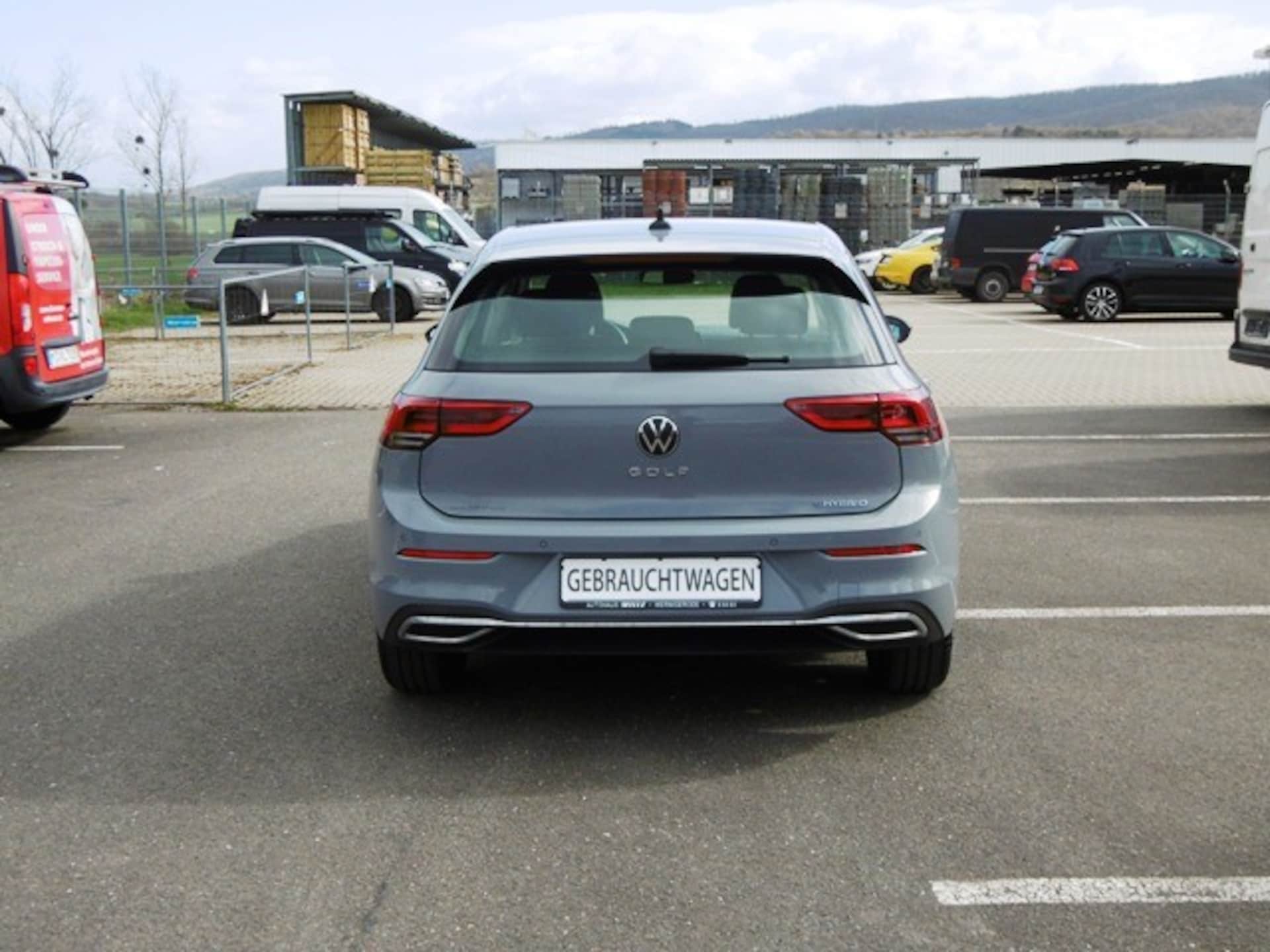 Volkswagen Golf Style