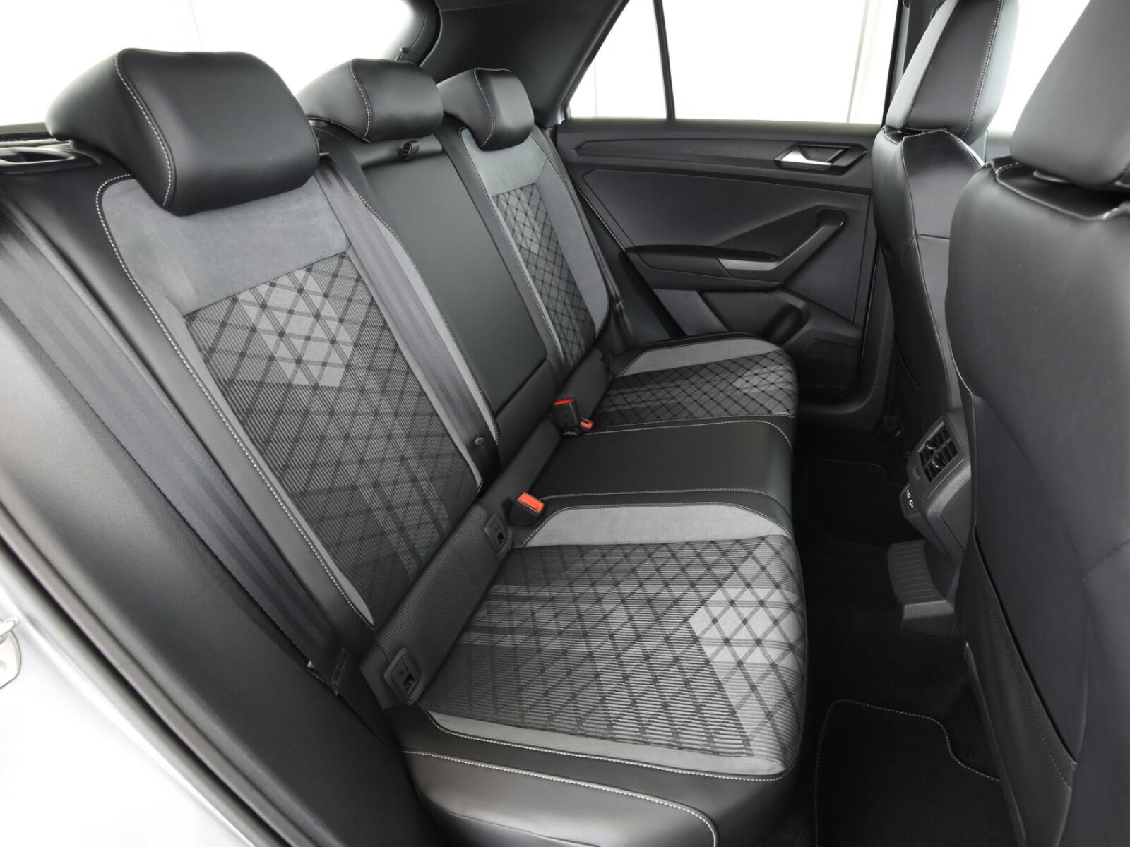 Volkswagen T-Roc – Bild 15