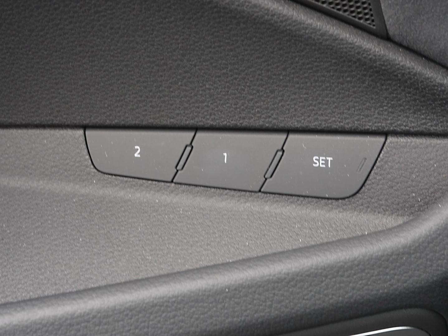 Image about Audi Q8 Sportback e-tron S line 55 e-tron quattro