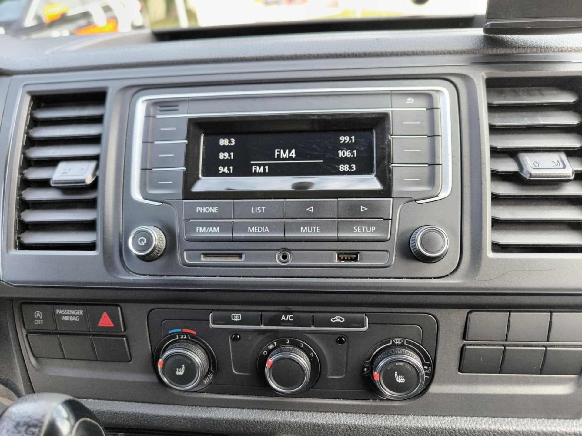 Volkswagen T6 Transporter Kasten kurzer Radstand