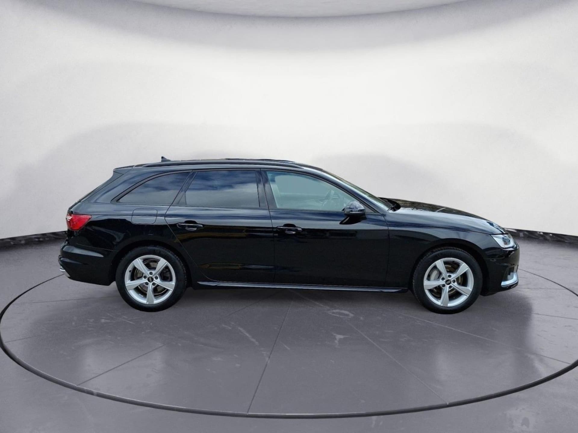 Audi A4 Avant Advanced