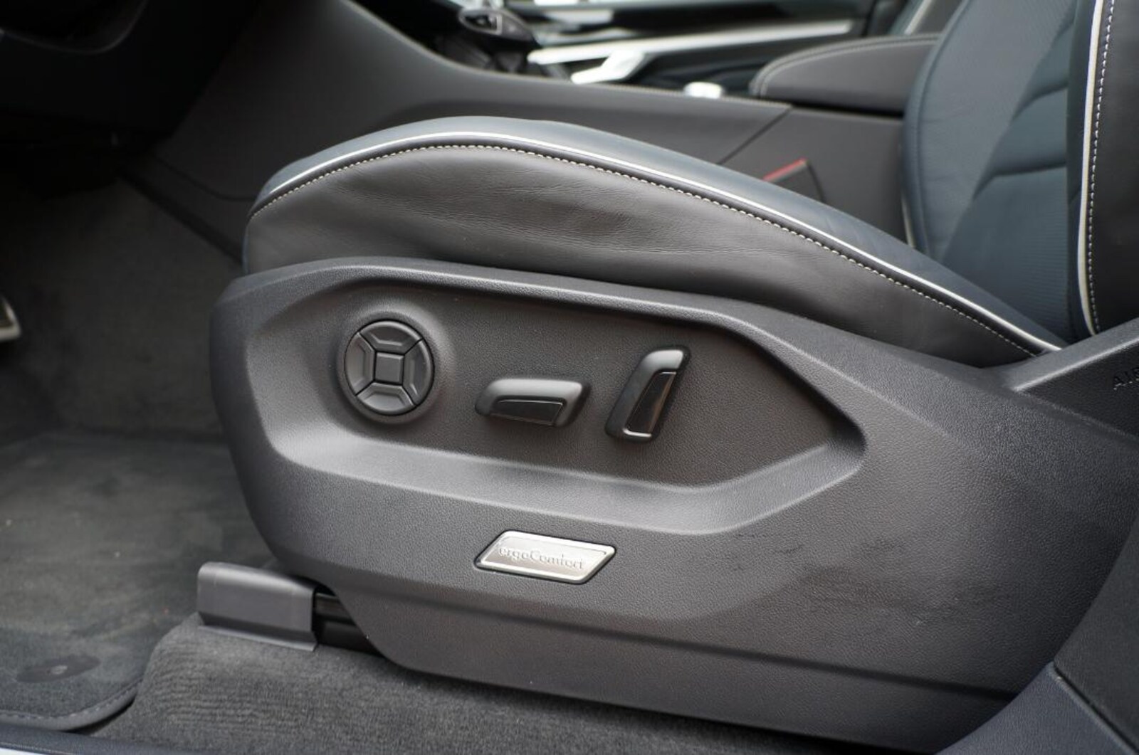 Volkswagen Touareg – Bild 9